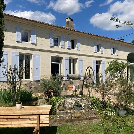 Appartement Les Ganivelles à Saint-Dizant-du-Gua Extérieur photo