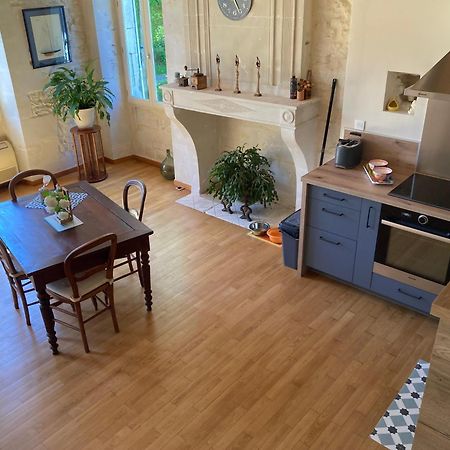 Appartement Les Ganivelles à Saint-Dizant-du-Gua Extérieur photo
