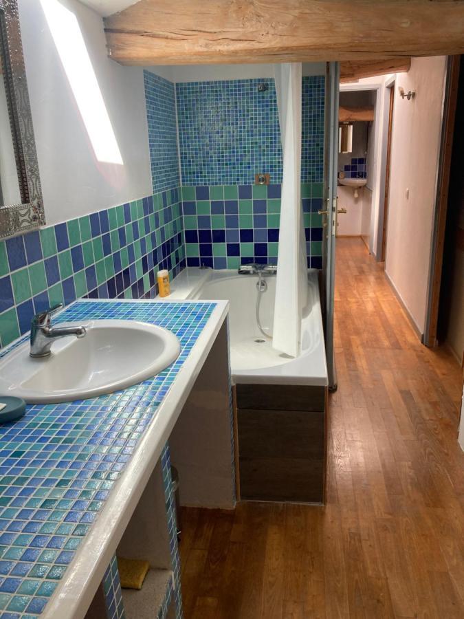 Appartement Les Ganivelles à Saint-Dizant-du-Gua Extérieur photo
